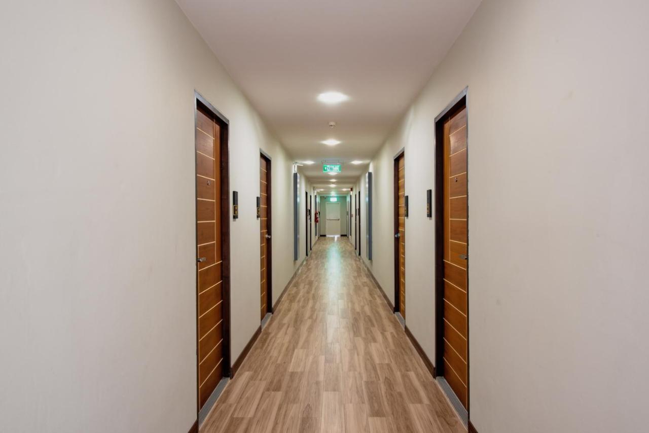 Hotel The Living Samutprakan
