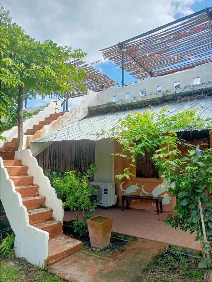 Guest house อยู่ดินกินดีฟาร์มสเตย์ Mae Rim