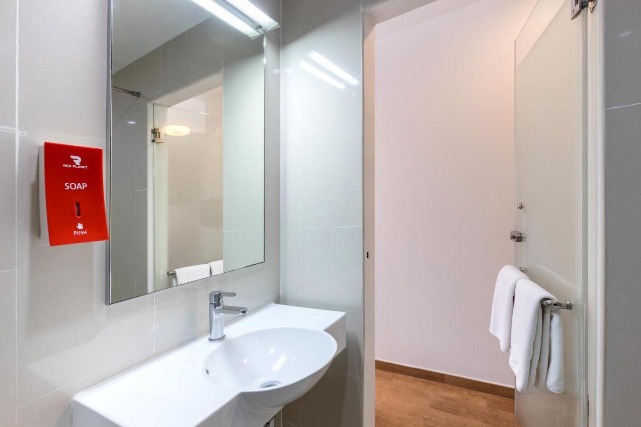 Red Planet Yai Sha Extra Hotel Hat Yai