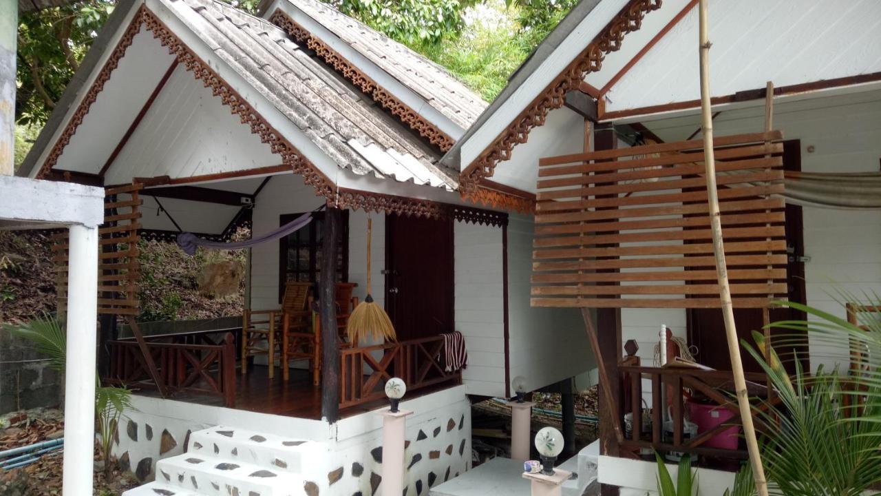 Comon Bungalow Haadchaophao Resort 2*