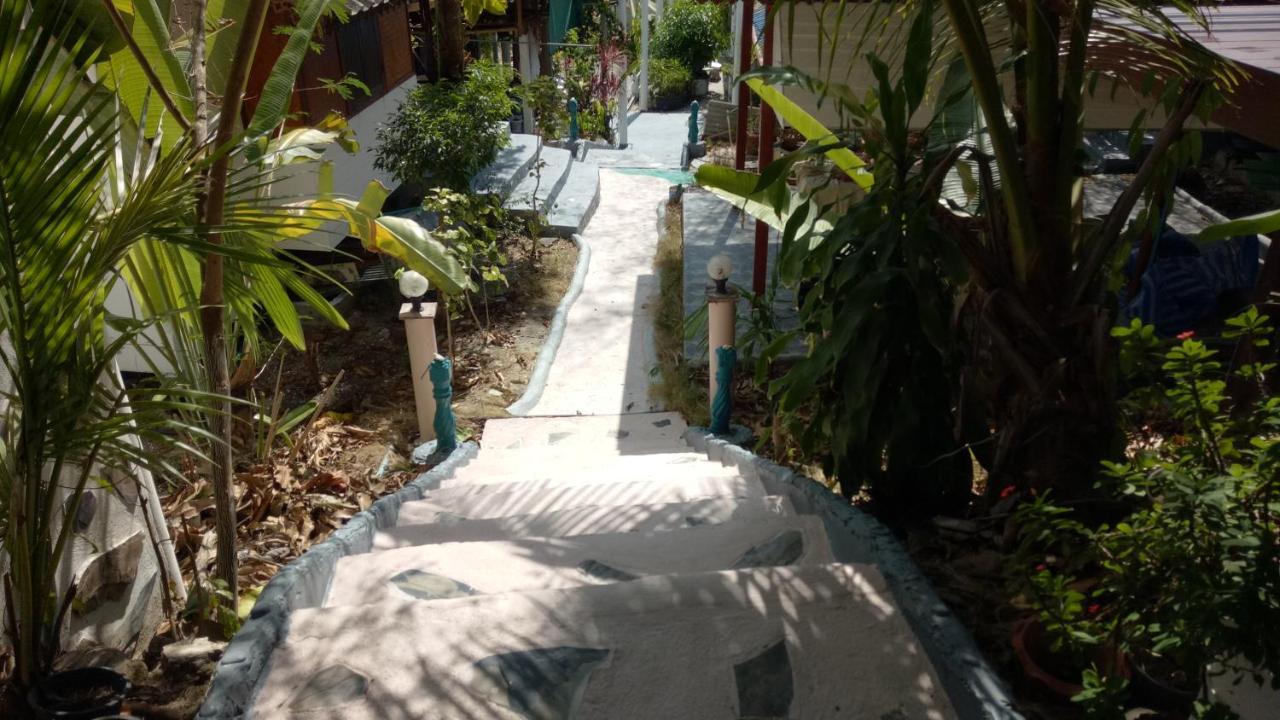 Comon Bungalow Haadchaophao Resort 2*