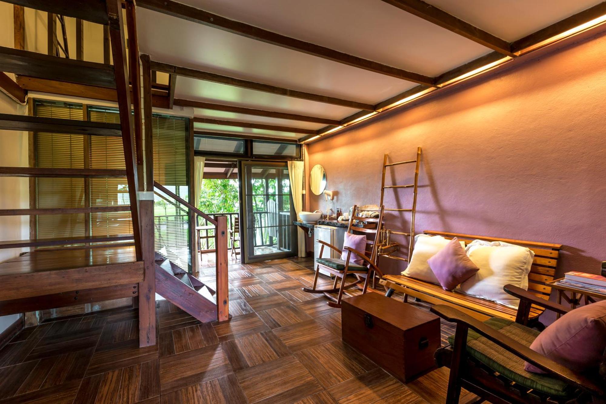 Village Farm And Winery Resort