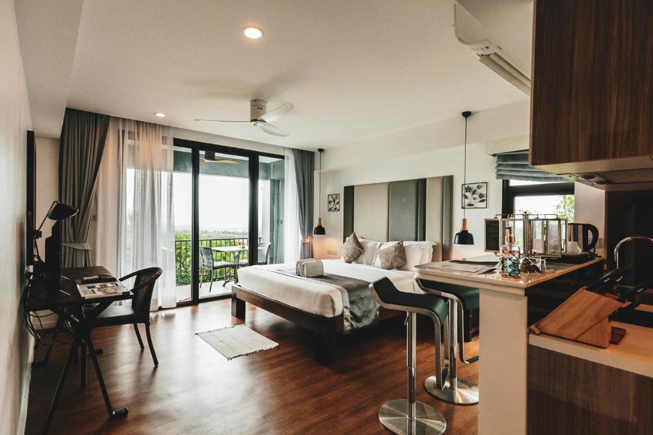 Monte Vista Khaoyai Resort 4*