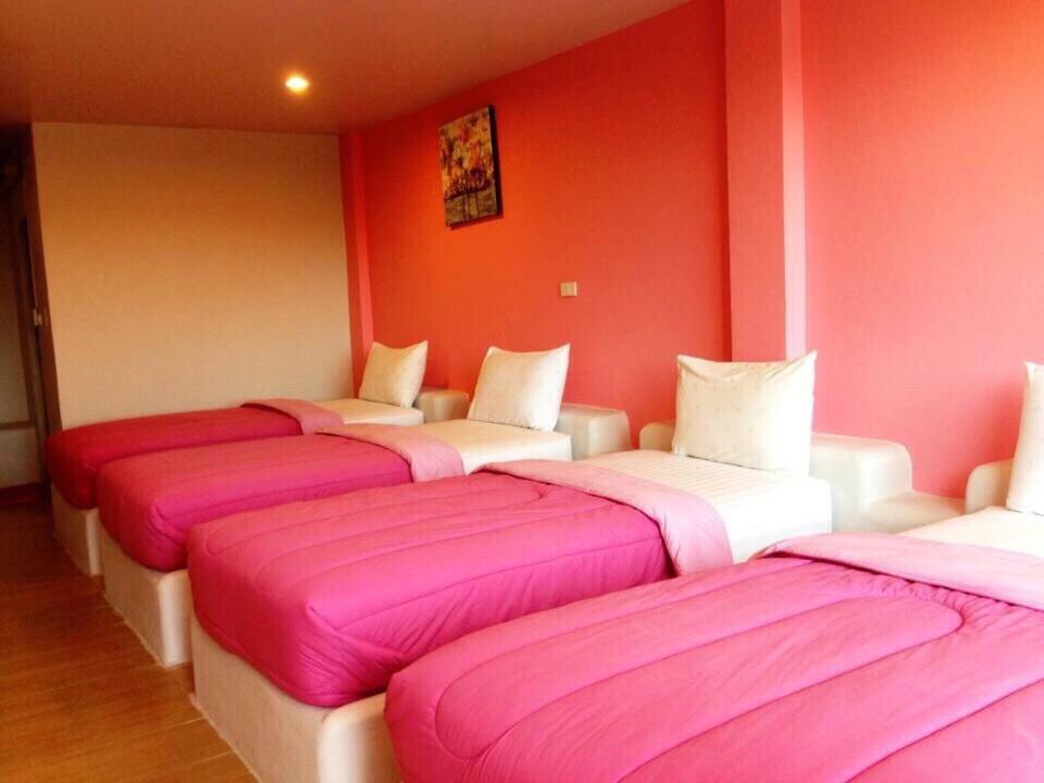 Resort Baan Suan Rojjana Muak Lek