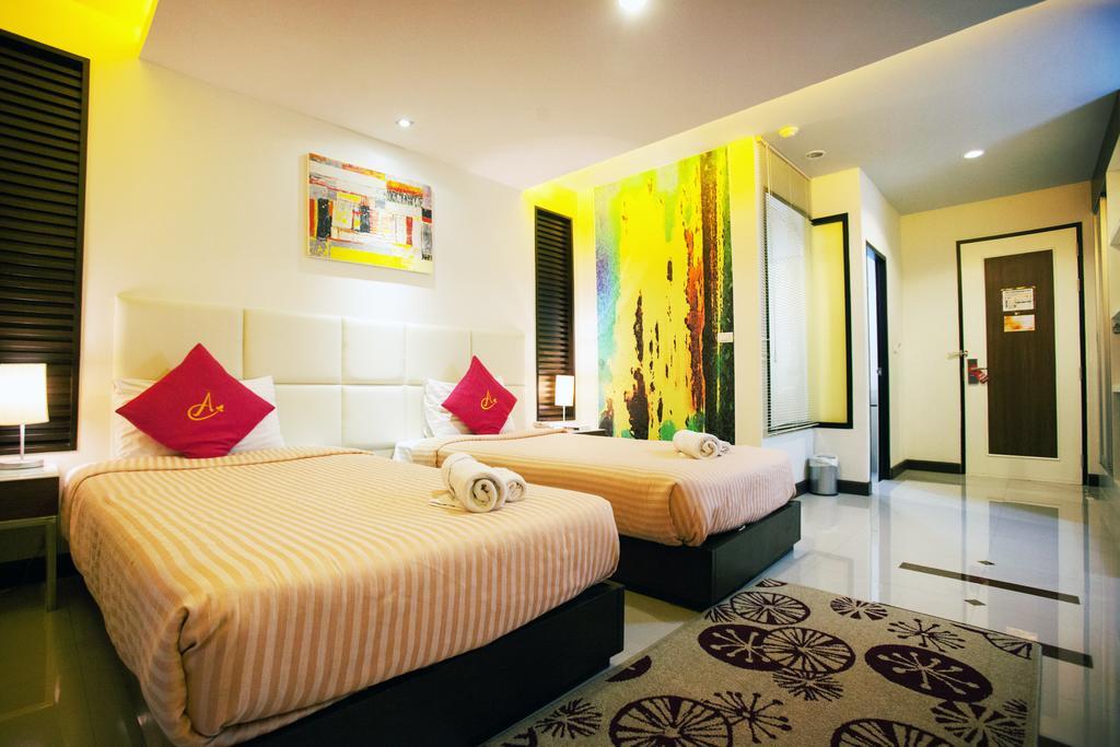 Ayara Grand Palace