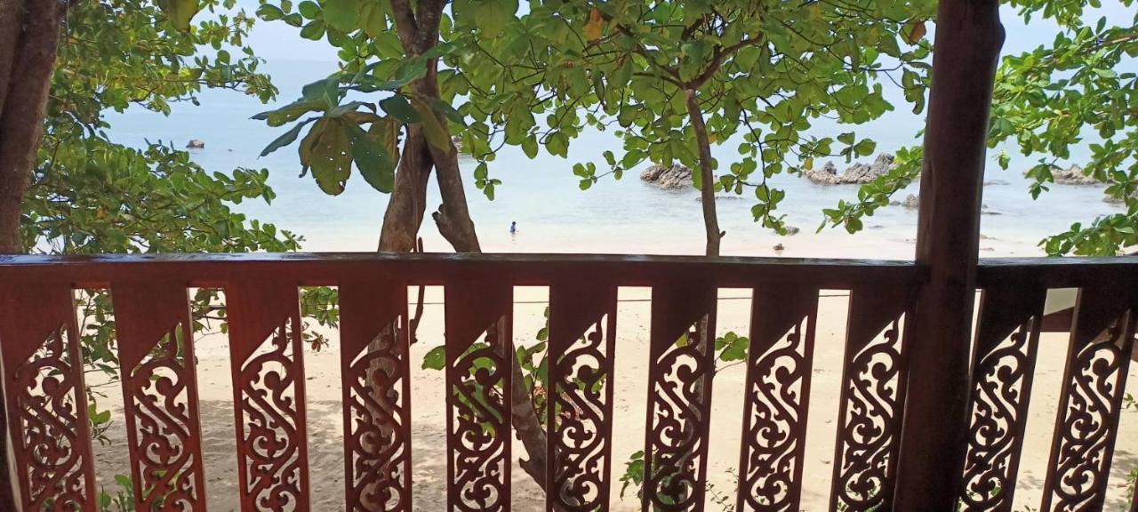 Guest house Kohjum Seafront