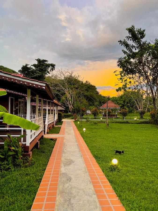- Sha Resort
