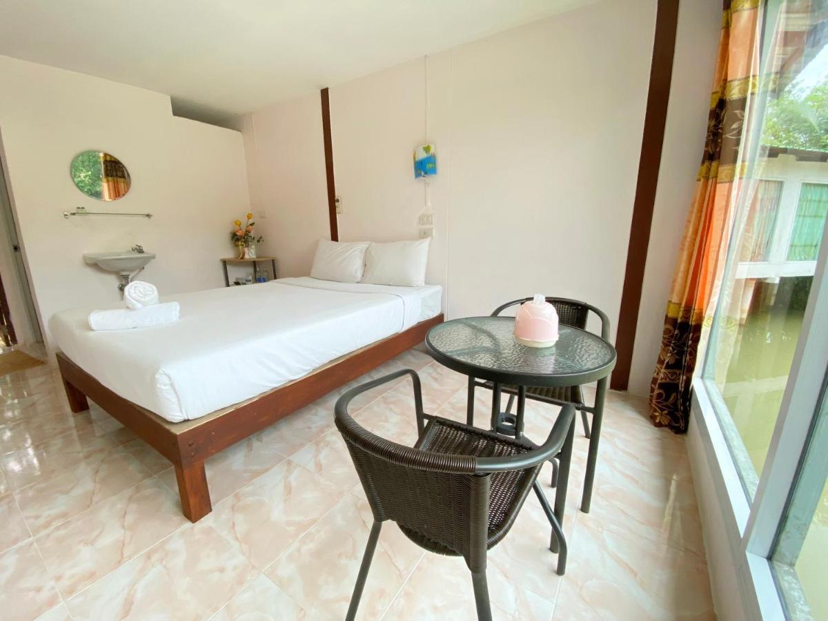Resort Banpak Suankaew Talaynoi