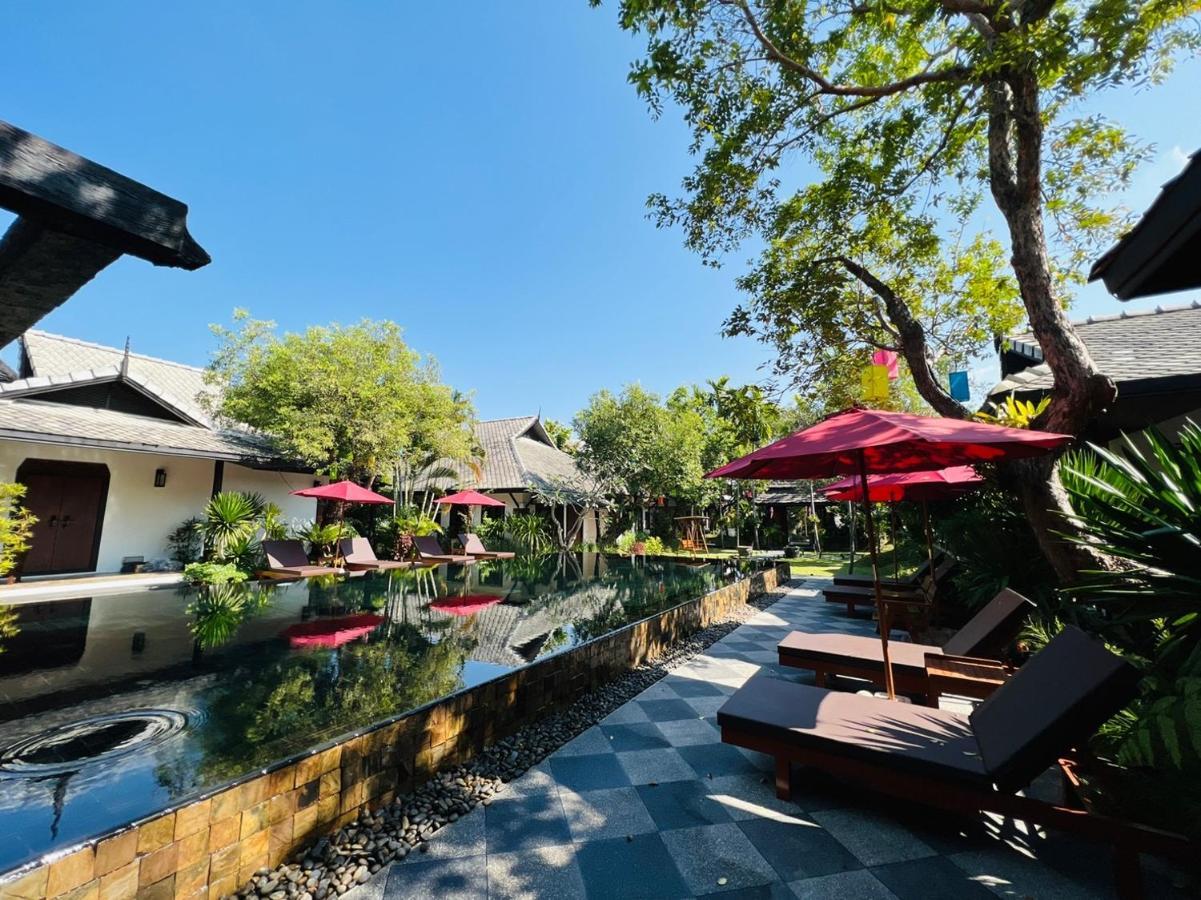 Resort Na Mantra 4*