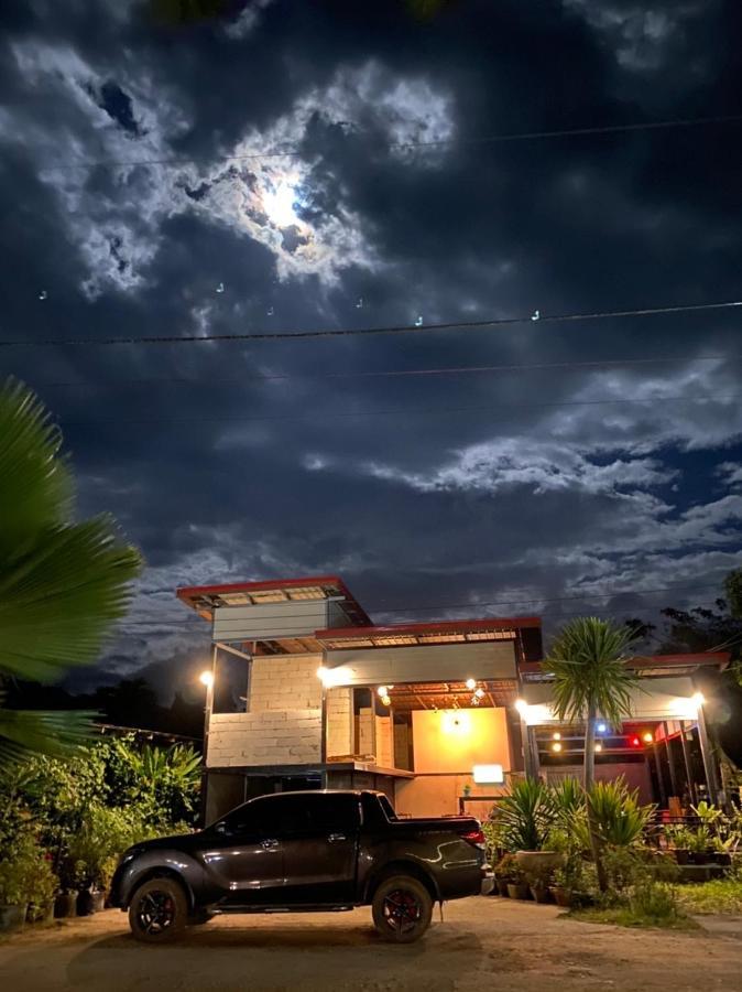 Khao Sok Blue Mountain Holiday park