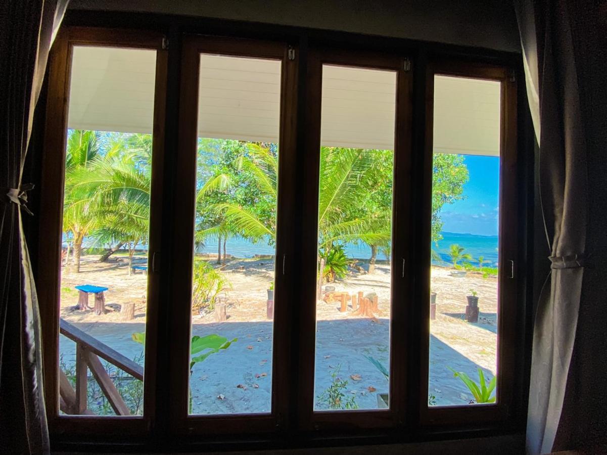 Koh Yao Front Hotel *