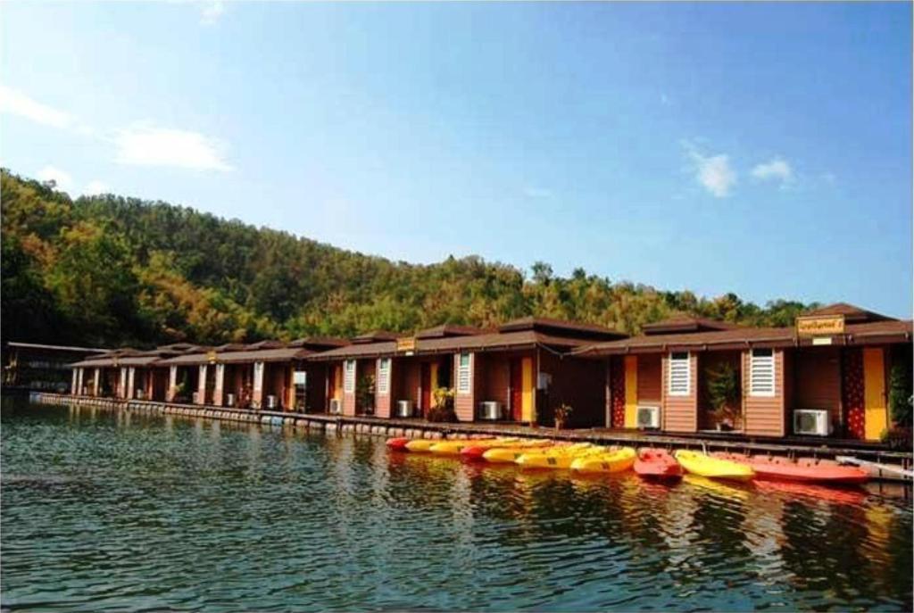 Resort Raya Buri Kanchanaburi Si Sawat