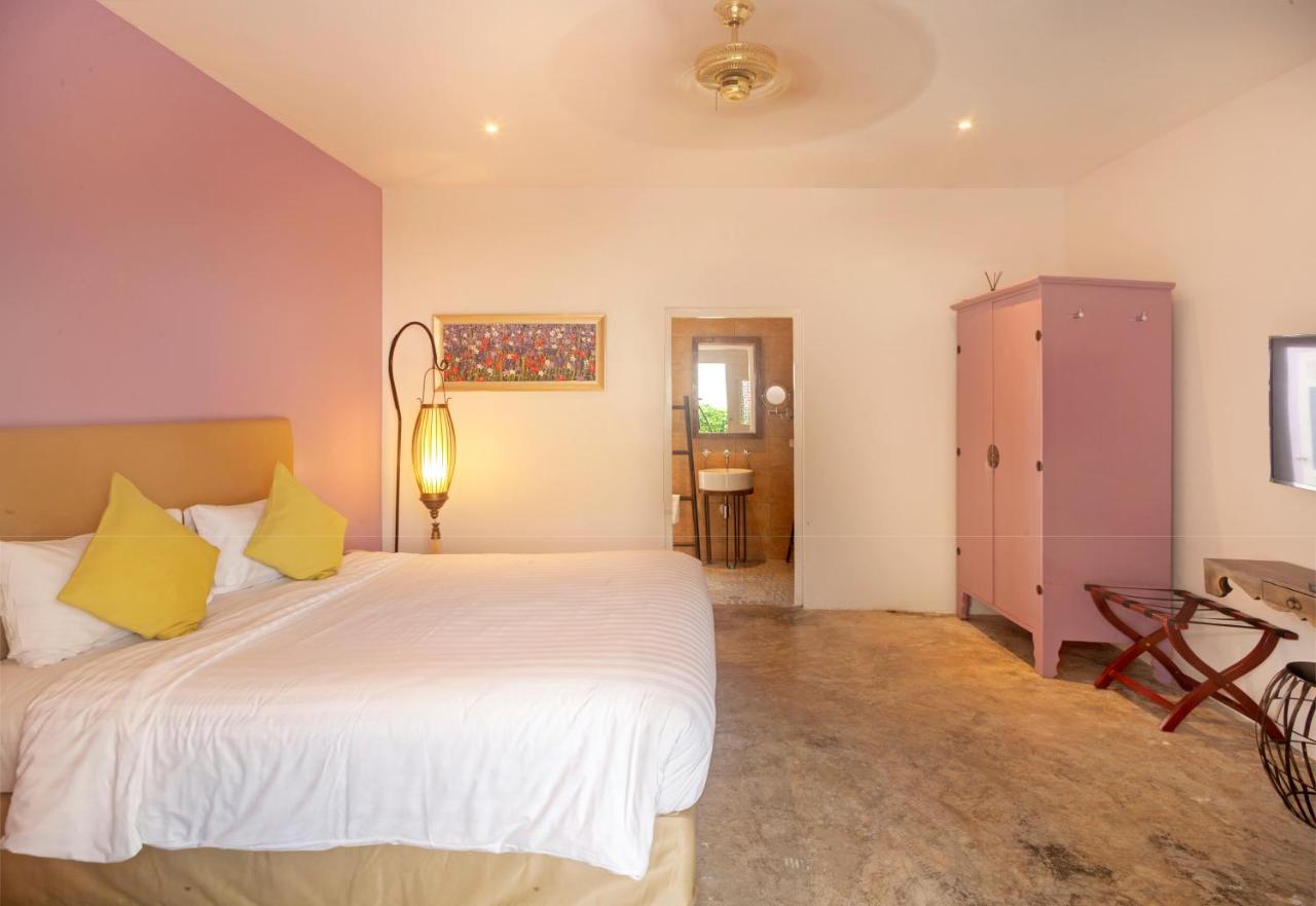 Sanae Hua Hin Resort 4*
