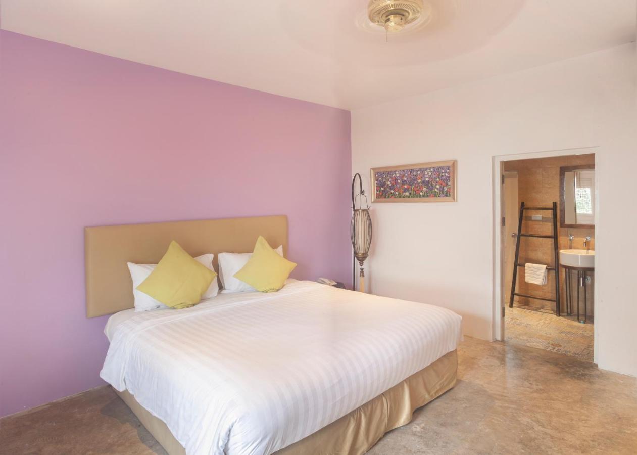 Sanae Hua Hin Resort 4*