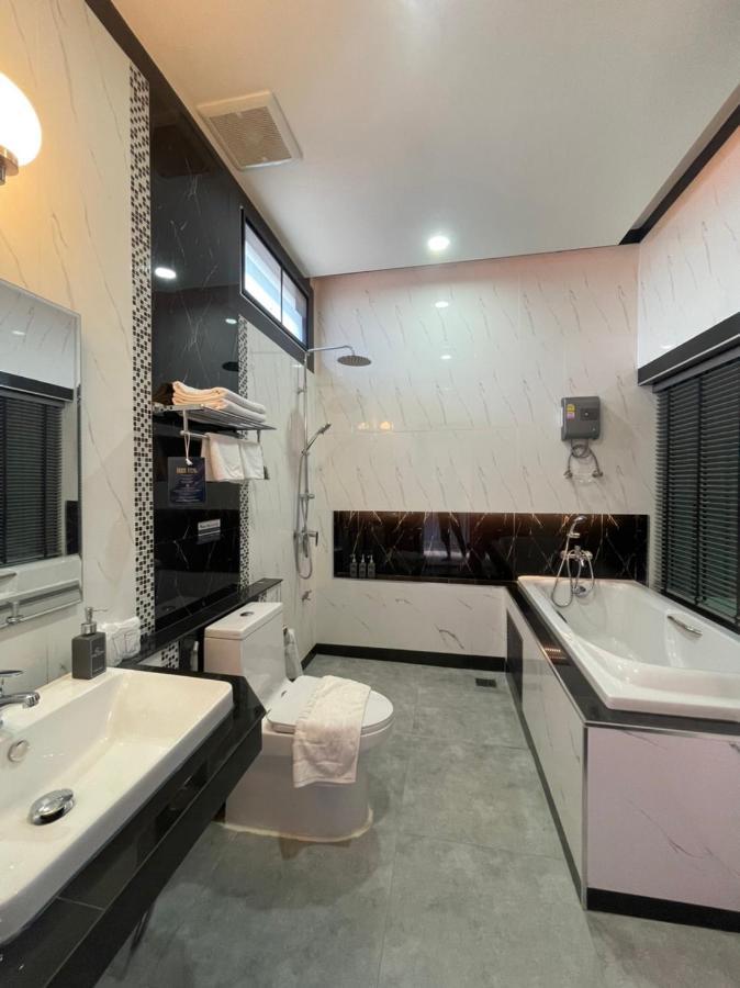 Resort Phutara And
