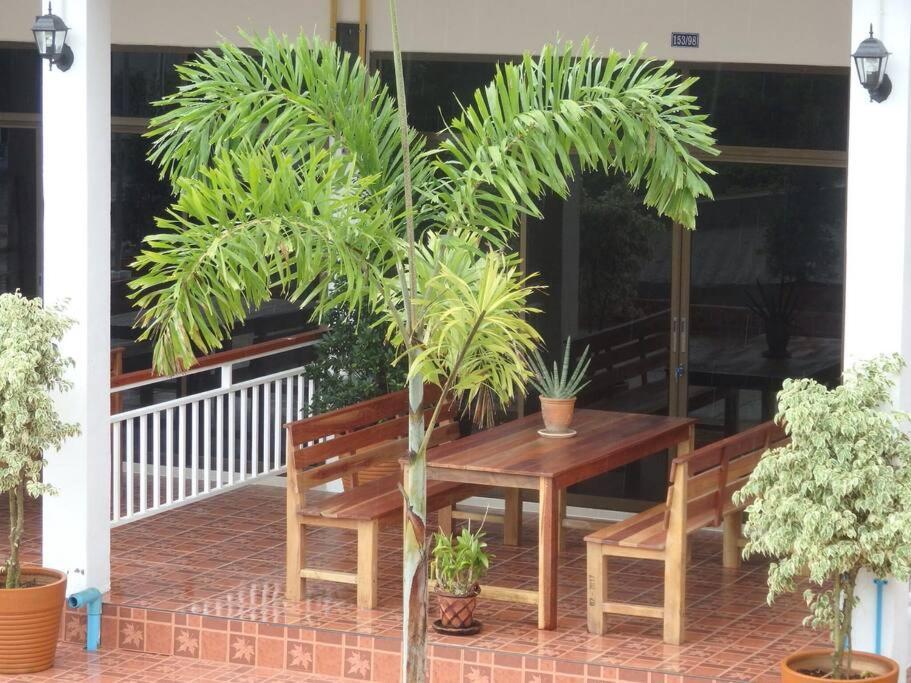 Judith's 2 Bedroom Family Home, Sleeps 6 Casa de férias *