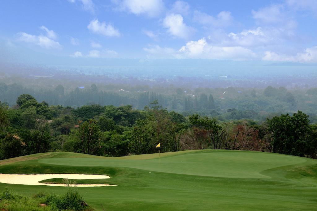 Resort Mountain Creek Golf & Residences Si Khio