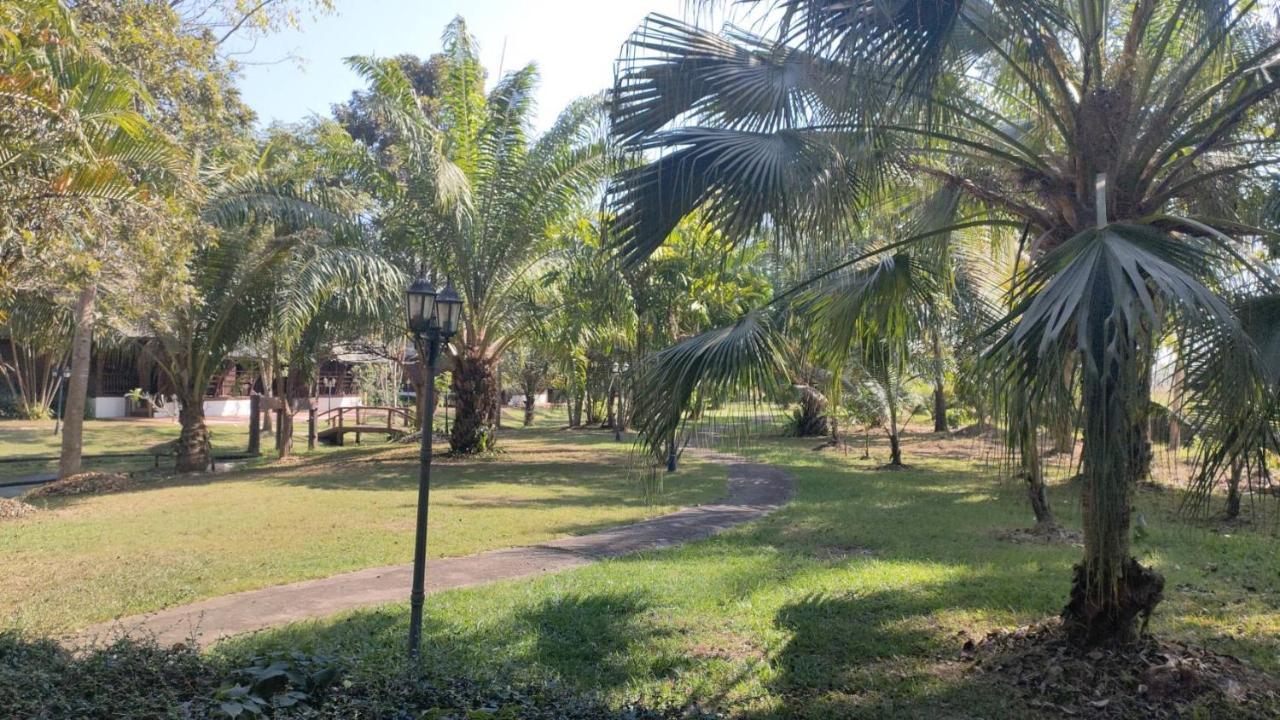 Resort Apirata Resortnan Nan