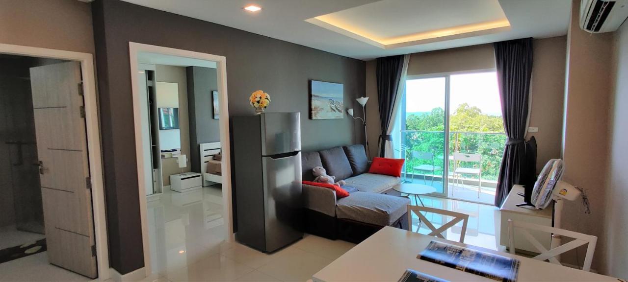 Apartment One Tower Seaview 66