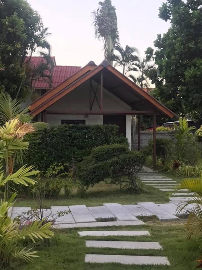 Lanta Mermaid Front Resort