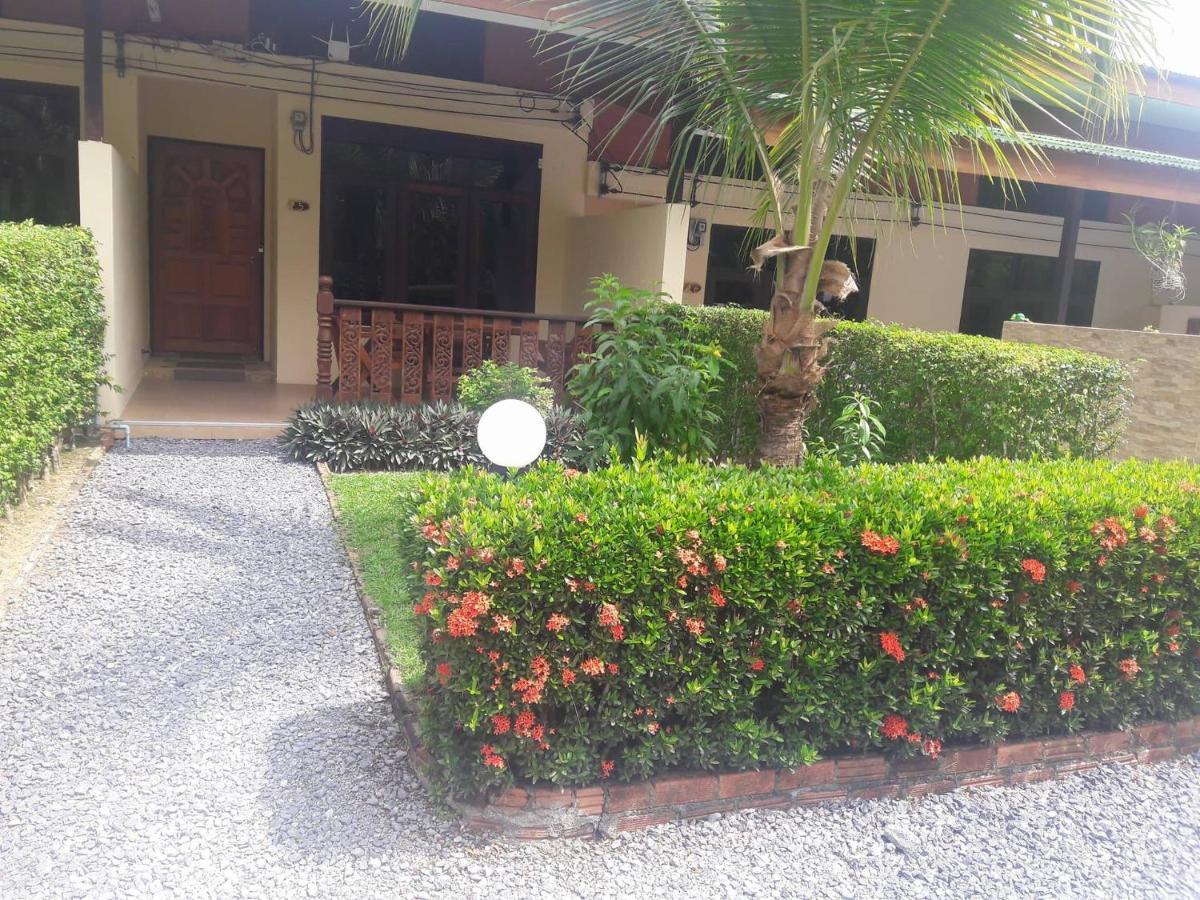 Jungle Village Resort