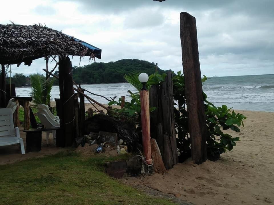 Lanta Mermaid Front Resort 3*