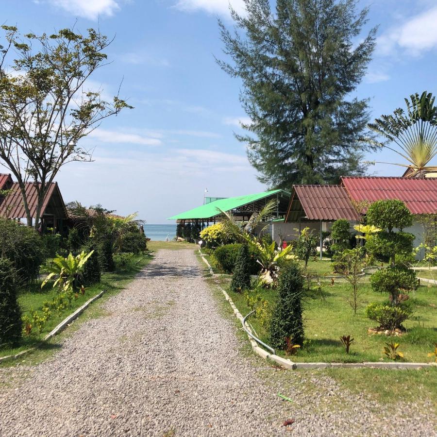 Lanta Mermaid Front 3* Koh Lanta