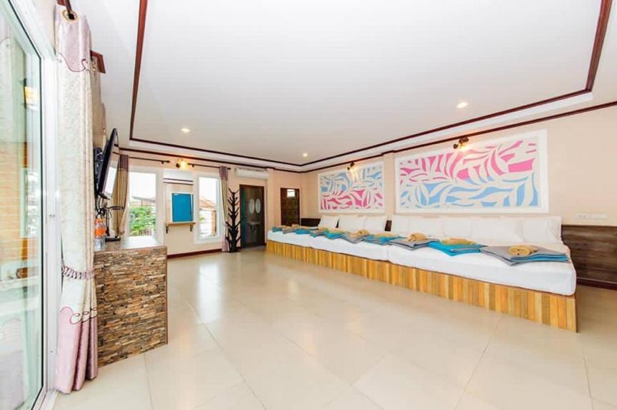 The Harbor Front Resort