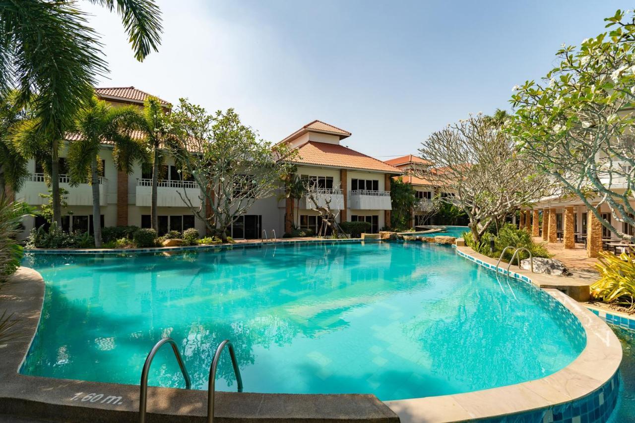 Thara Cholapruek Resort