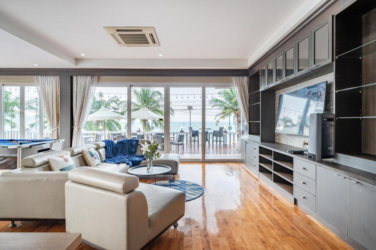 Rimlay Beachfront Pool * Sattahip
