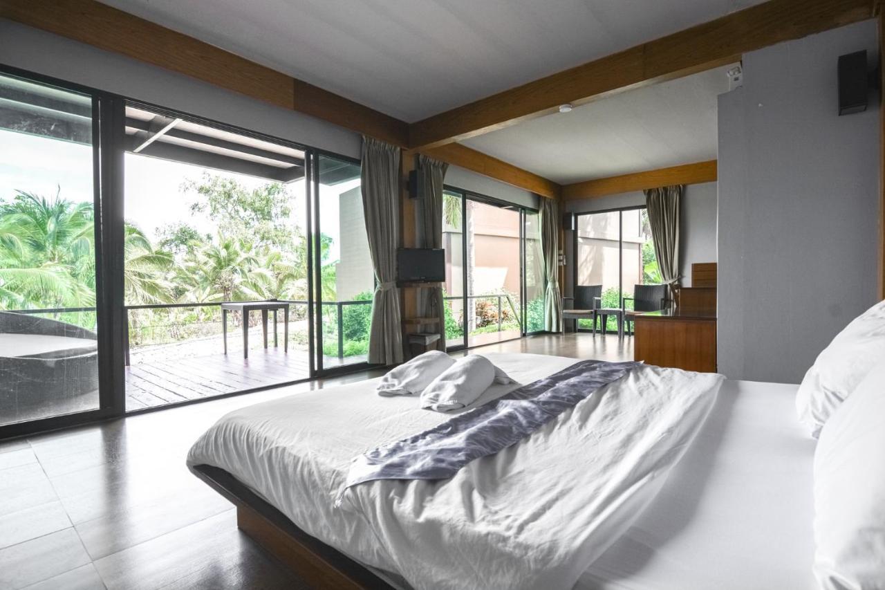 The Grace Amphawa Resort 3*