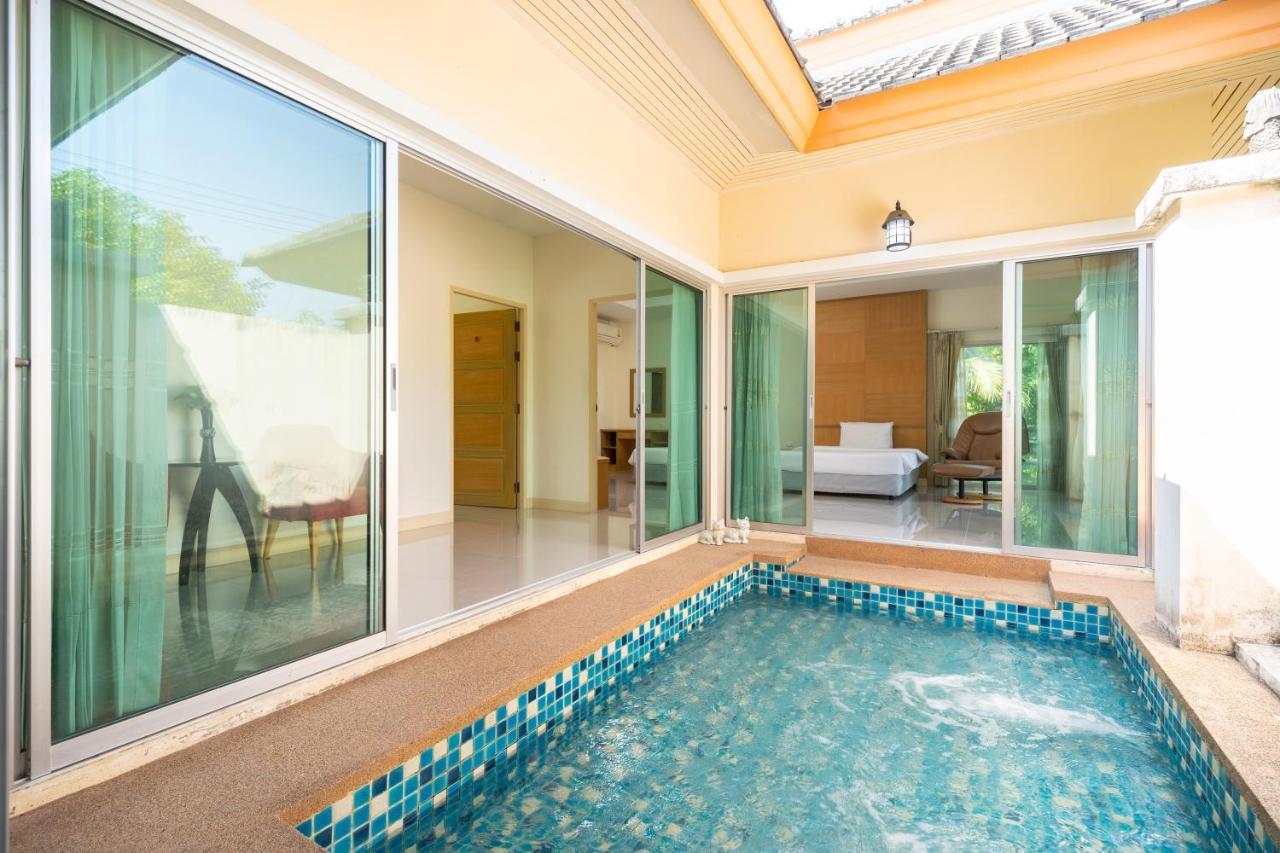 Thara Cholapruek 3*