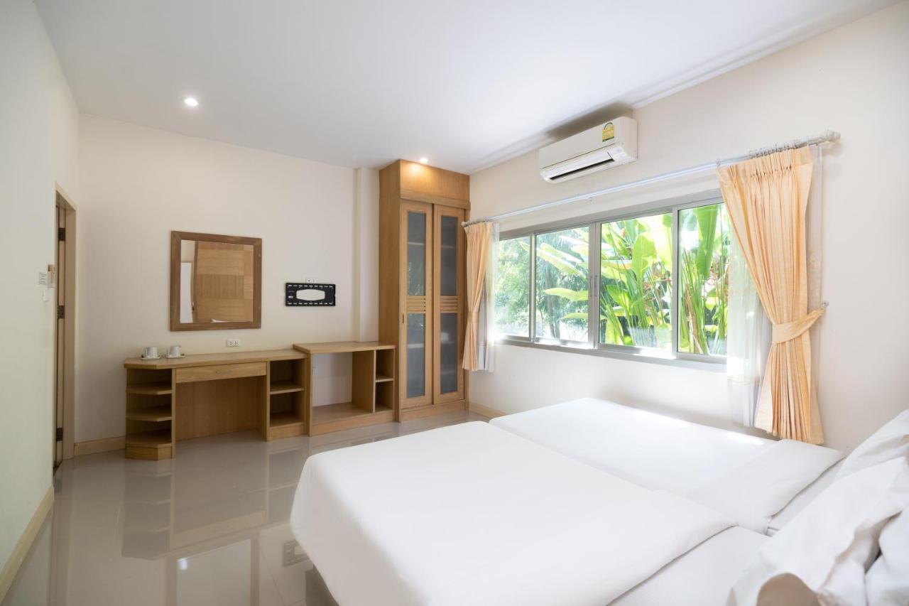 Thara Cholapruek Resort
