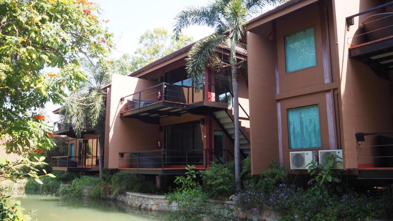 The Grace Amphawa