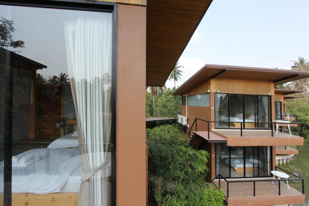 The Grace Amphawa Resort