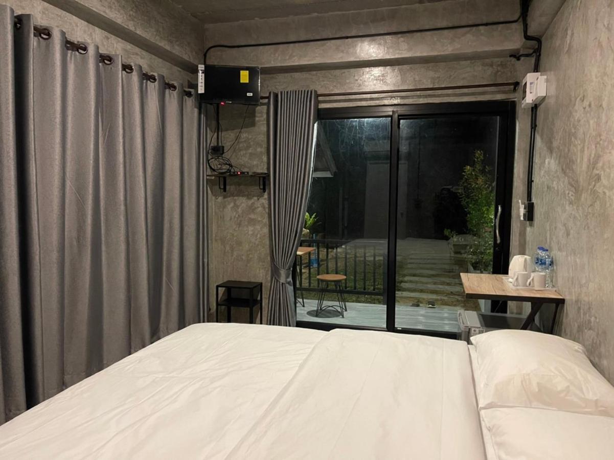 Por Sampao Camp&resort Acampamento