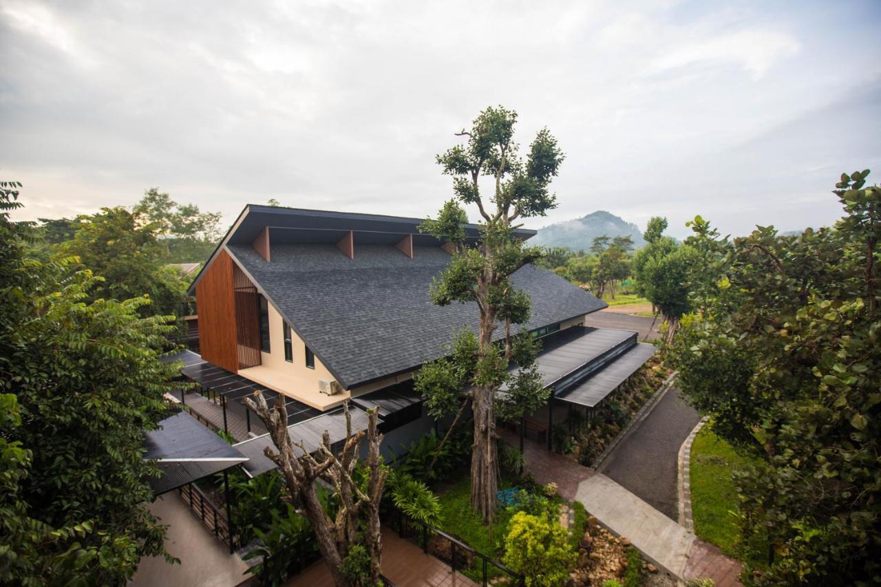 The Chamuang Forest Resort