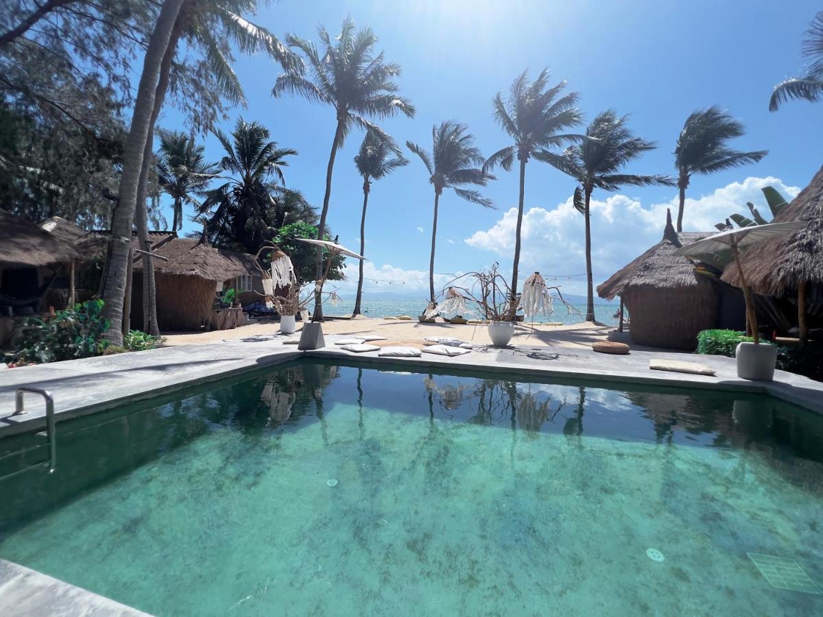 Sea Bar & Resort