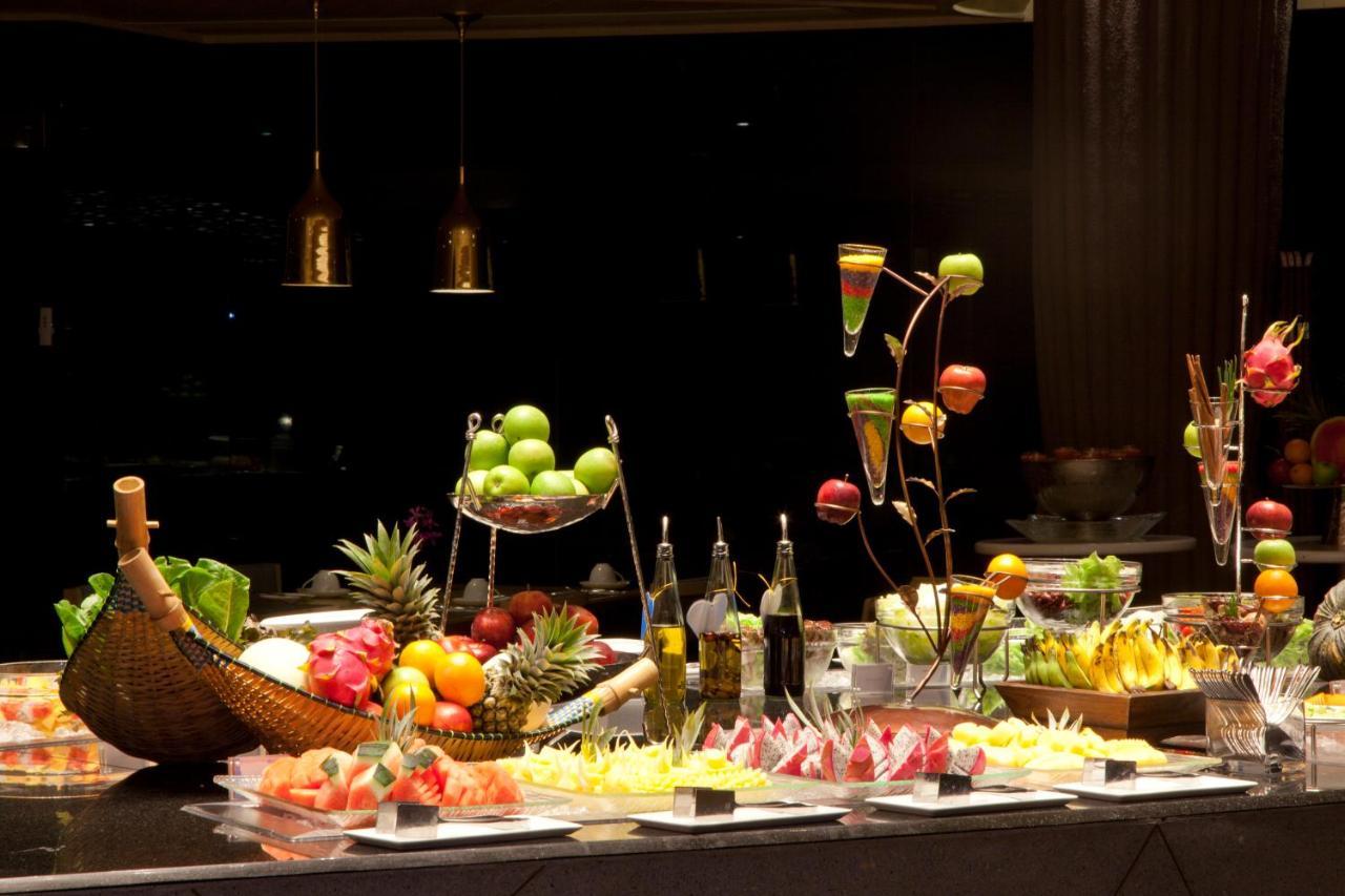 Graceland Khaolak Beachfront 5*