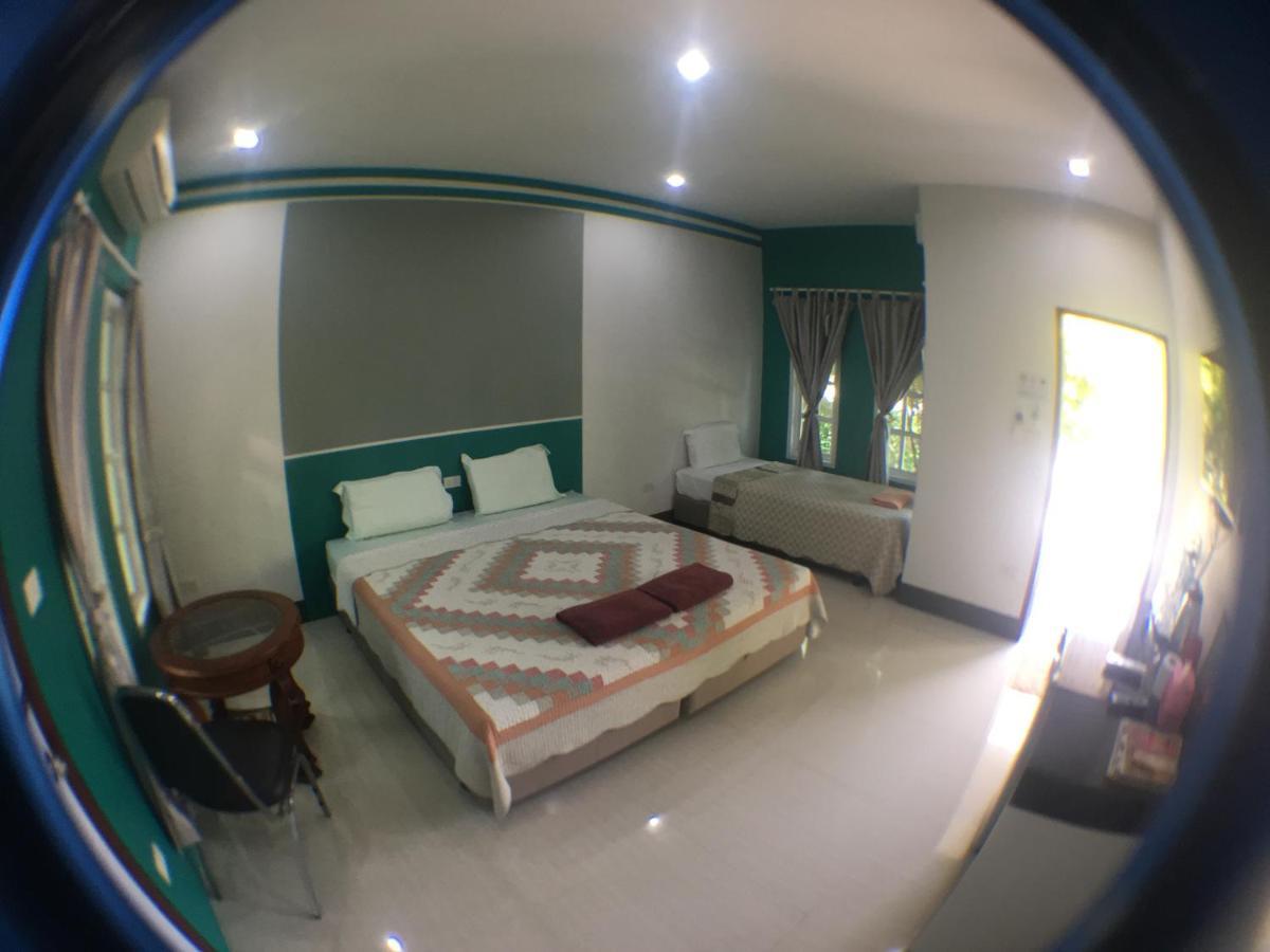 Baan Suan Juree Punsuk Suphan Buri