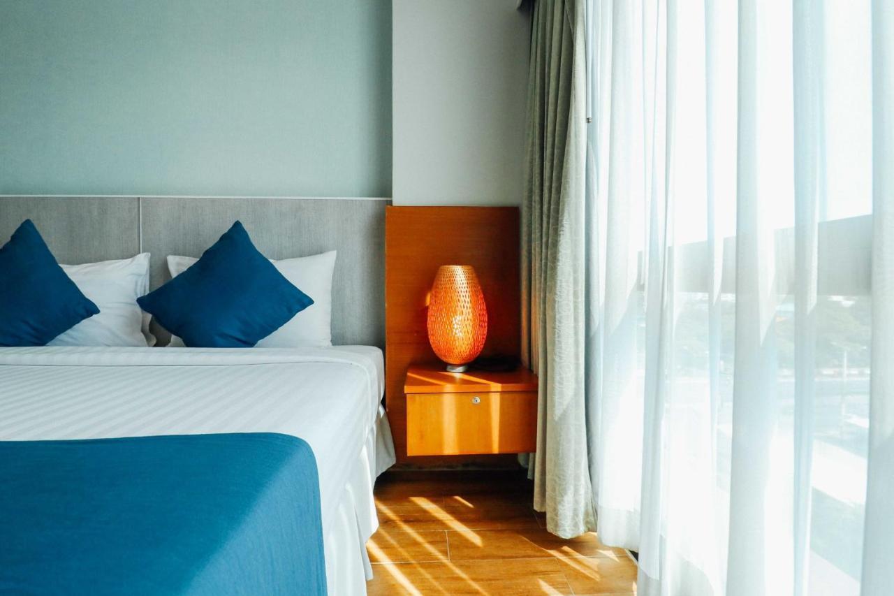 Hotel Crystal Jade 3*