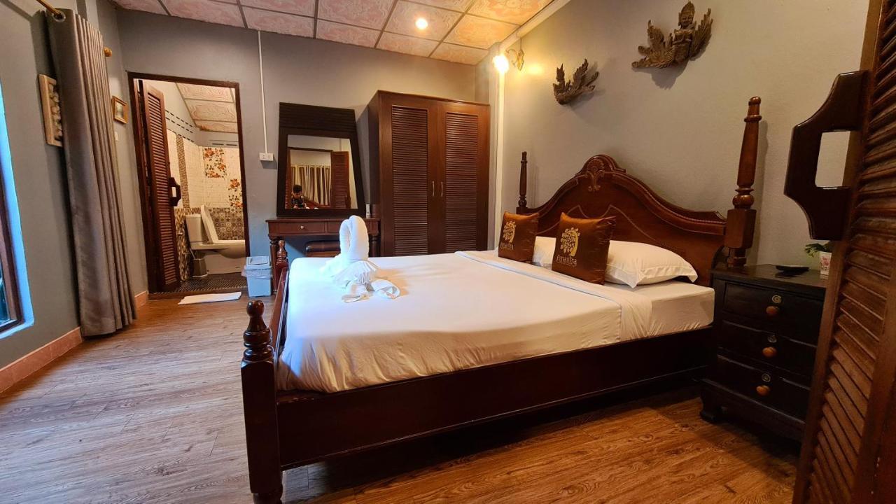 Amantra & Village 3* Surat Thani