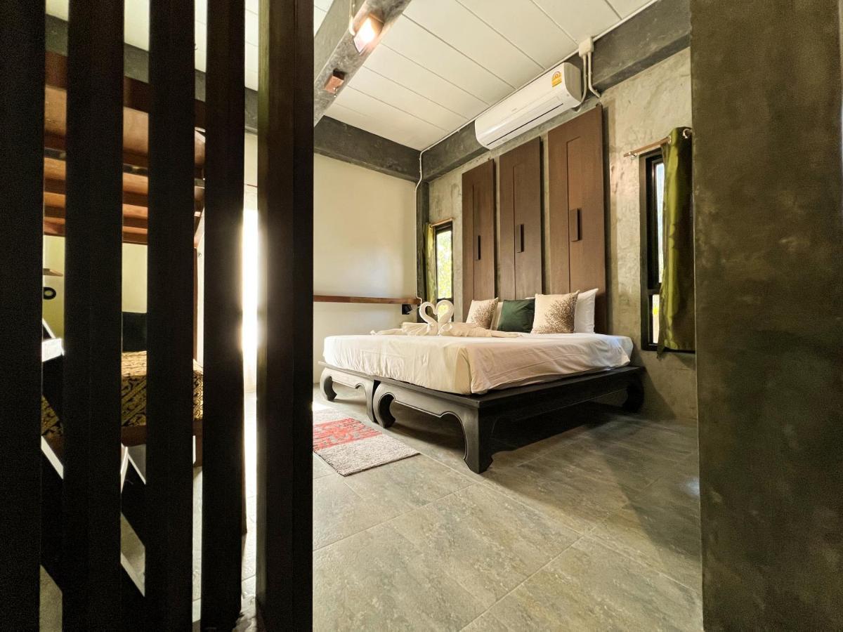 Aonang Third Place Bed & Breakfast 3*