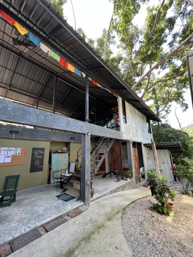 Aonang Third Place