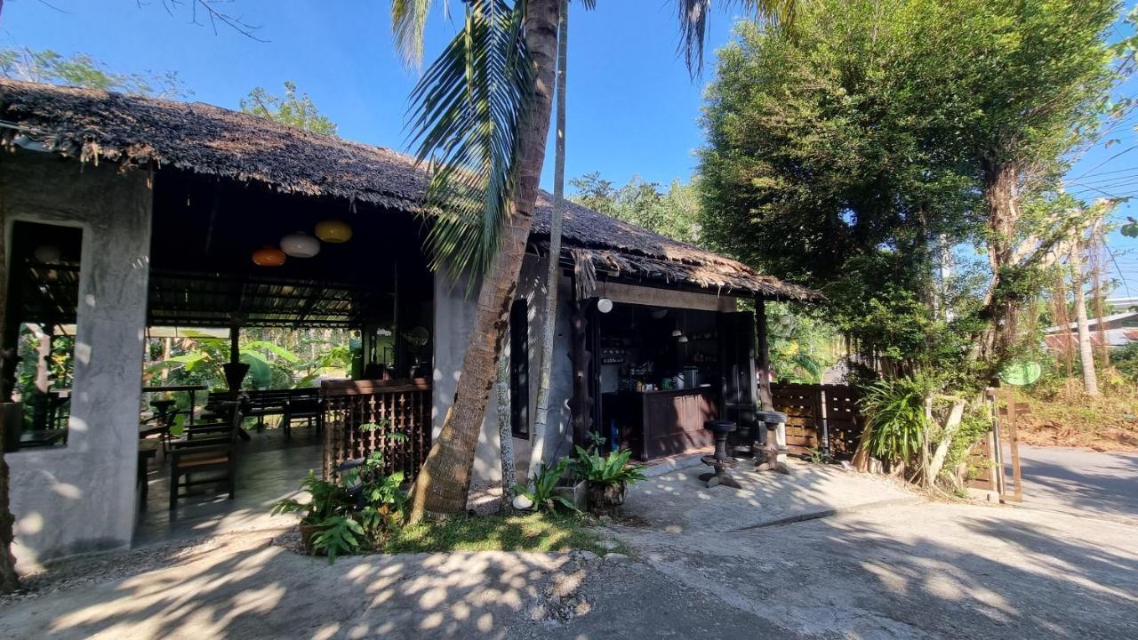 Aonang Third Place Bed & Breakfast 3*