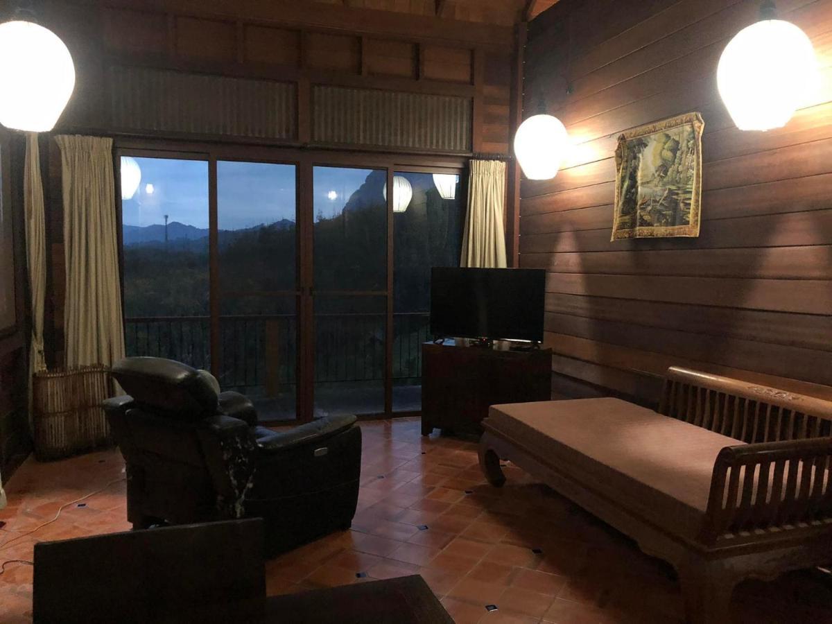 Guest house Billion Views Khaosok