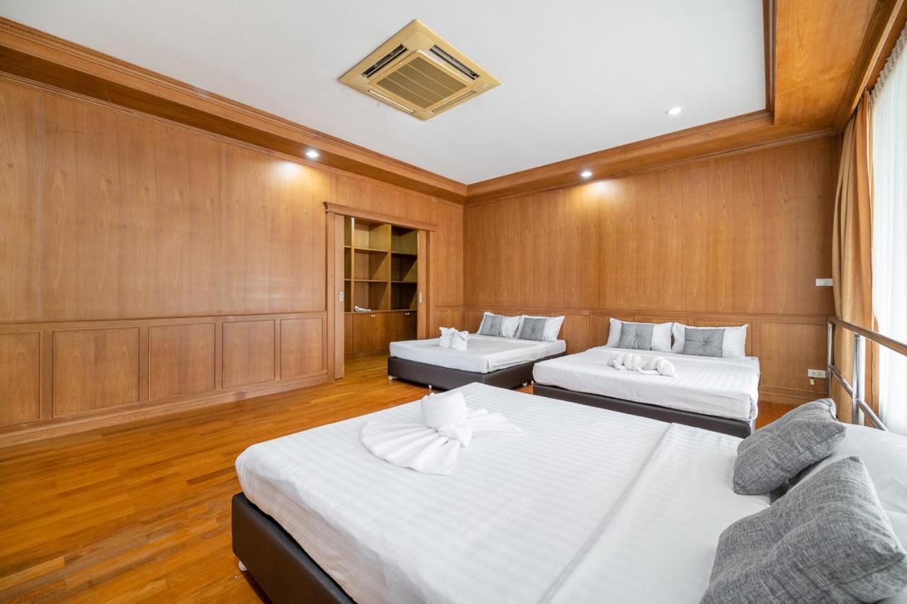 Villa Rimlay Beachfront Pool Sattahip