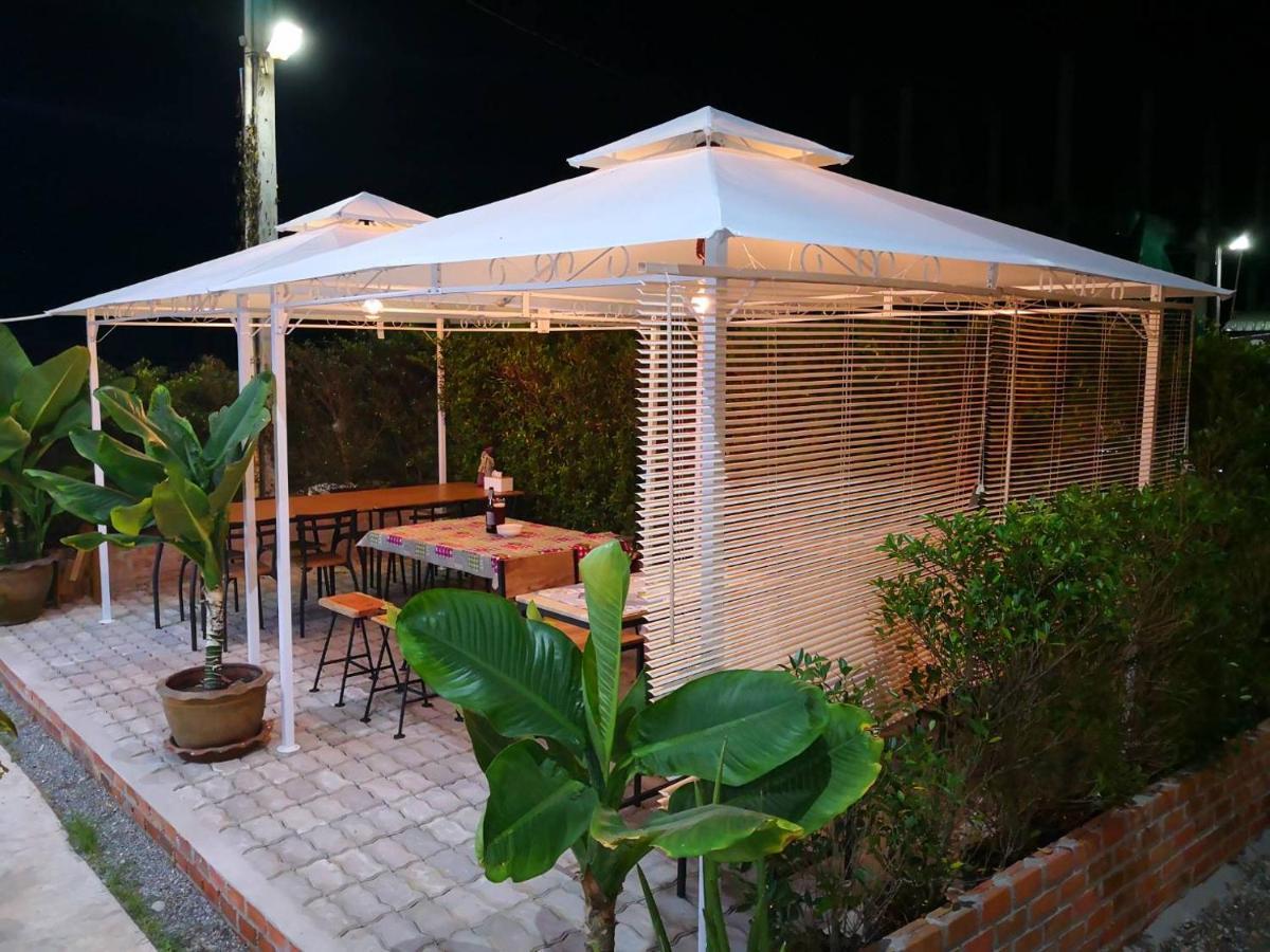 บ้านแก่งรีสอร์ท 2* Chiang Khan