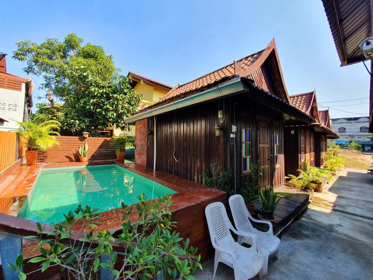 Guest house Ktt And Motorbike & Bicycle For Rents Sukhothai