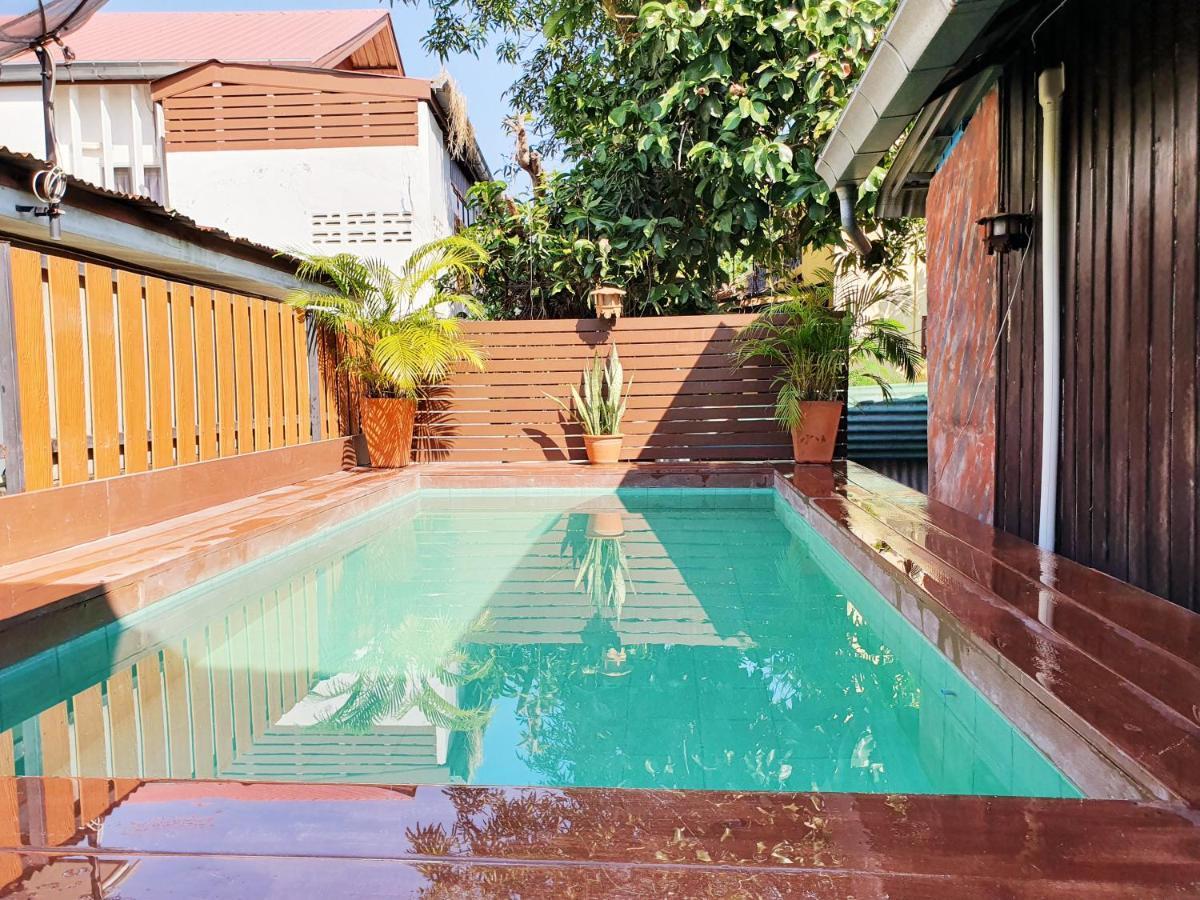 Ktt And Motorbike & Bicycle For Rents Guest house 2*